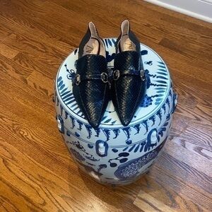 Zara Animal Embossed Pointed Loafers